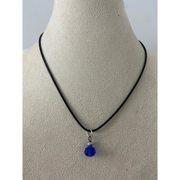 Handmade Jewelry - blue glass bead necklace